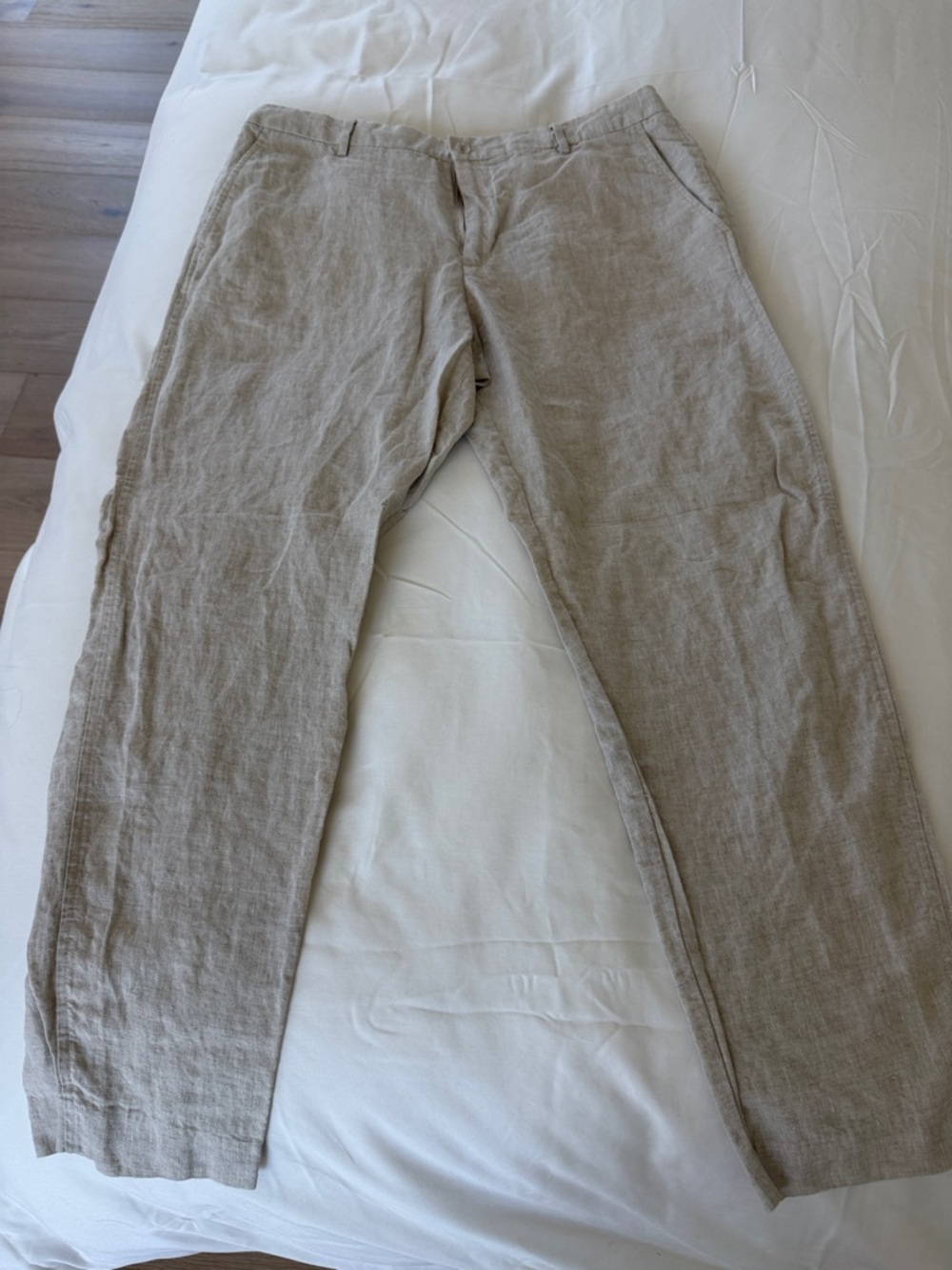 Zara Men's Linen Chinos in Beige-Tan